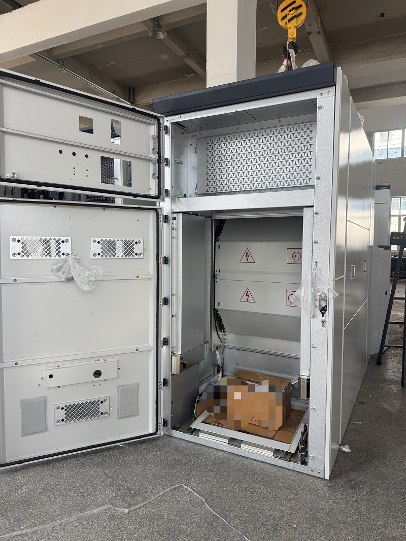 Switchgear KYN61-40.5 dengan Desain Garis Besar ABB
